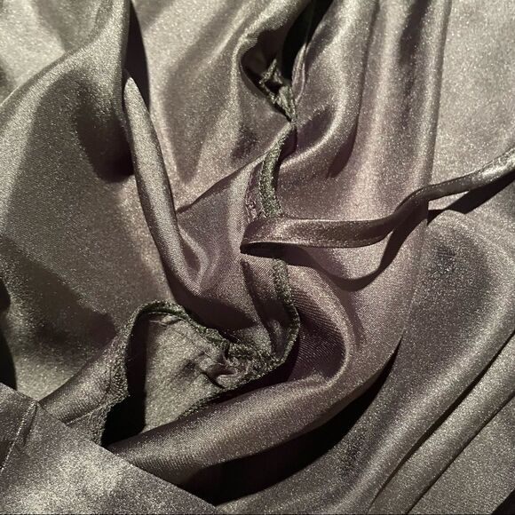 🏷️ 5 for $25 - BRIDESMAID Robe - NWOT - Never worn - Picture 4 of 6